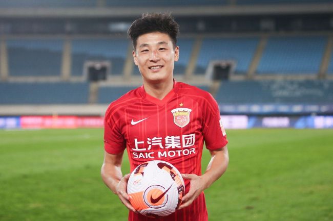 一个来自园区的新女人