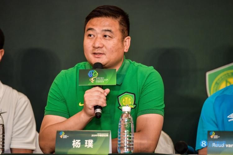俄罗斯人与物动xxx